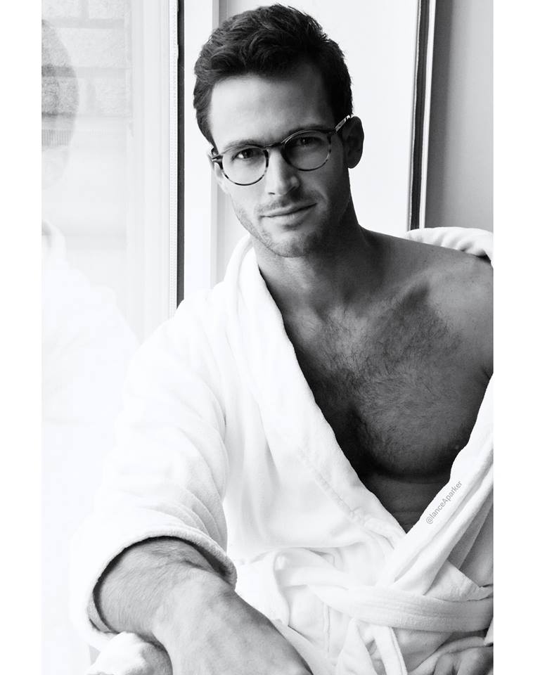 Помощница для профессора Помощница для профессора