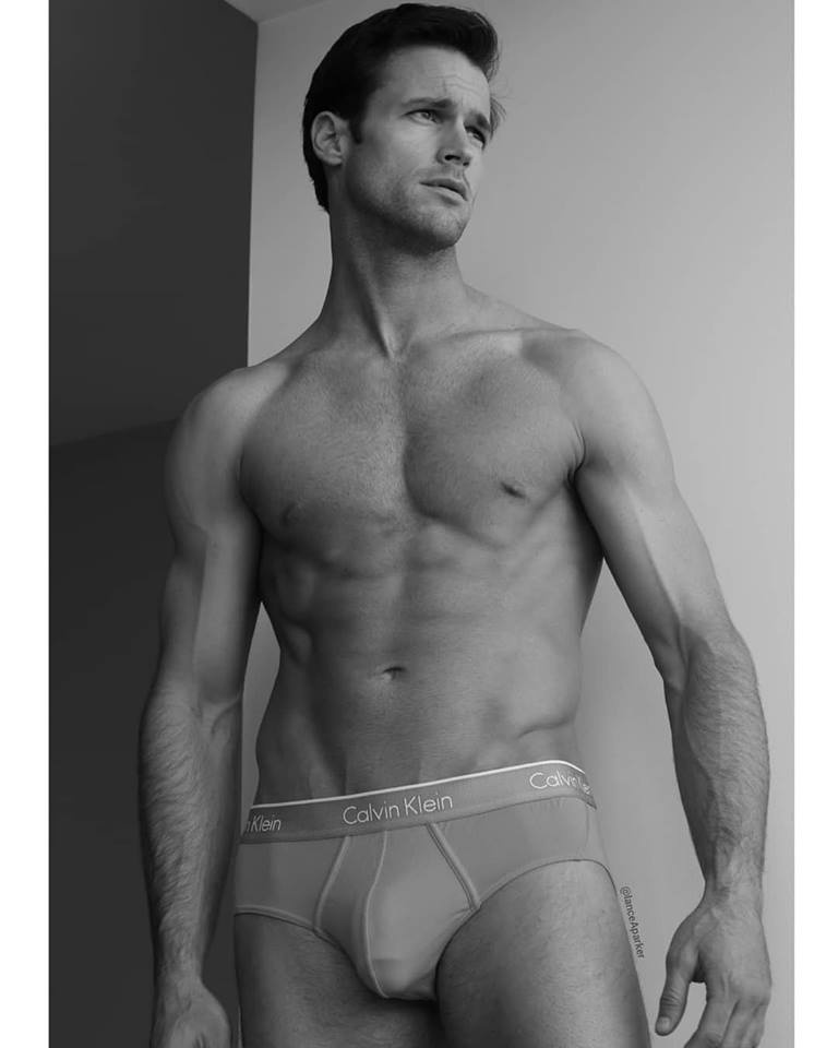 Помощница для профессора Помощница для профессора