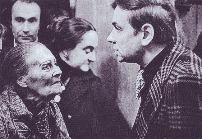 Лиля Брик: Её Лиличество на фоне Люциферова века Лиля Брик: Её Лиличество на фоне Люциферова века