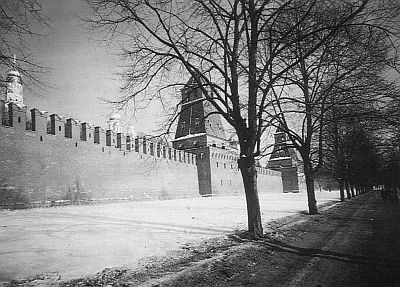 Другая история войн. От палок до бомбард Другая история войн. От палок до бомбард