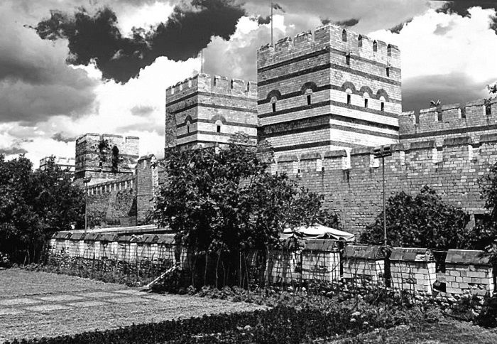 Невольница гарема Невольница гарема
