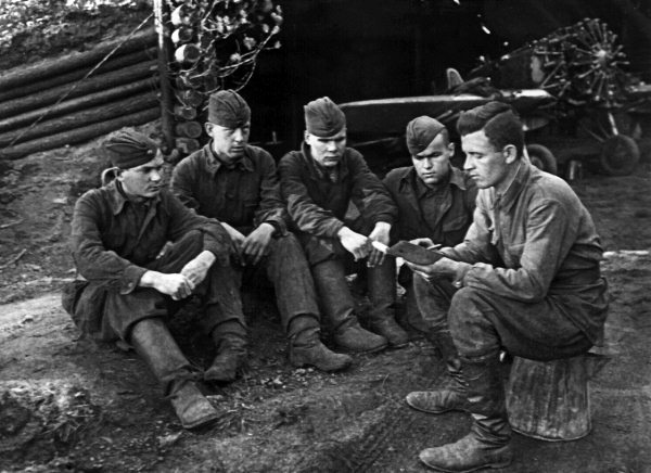 Истребители. "Прикрой, атакую!" Истребители. "Прикрой, атакую!"
