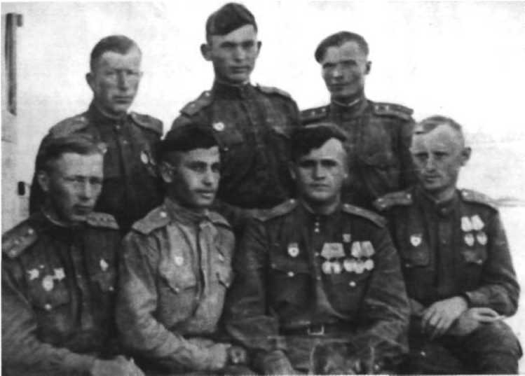 Я дрался с асами люфтваффе. На смену павшим. 1943-1945 Я дрался с асами люфтваффе. На смену павшим. 1943-1945