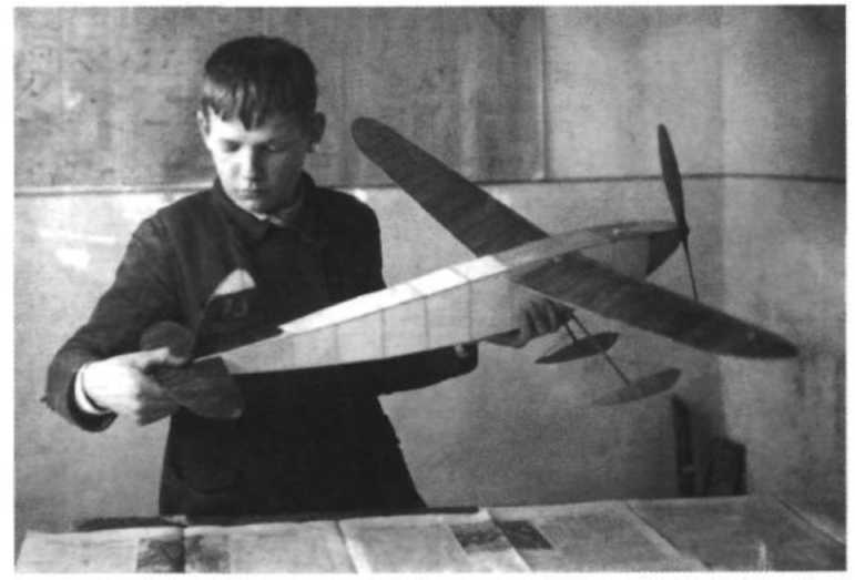 Я дрался с асами люфтваффе. На смену павшим. 1943-1945 Я дрался с асами люфтваффе. На смену павшим. 1943-1945