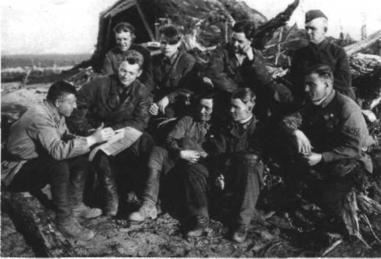 Я дрался с асами люфтваффе. На смену павшим. 1943-1945 Я дрался с асами люфтваффе. На смену павшим. 1943-1945