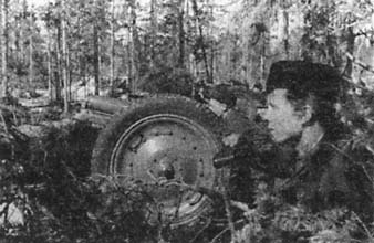 Я дрался с Панцерваффе. "Двойной оклад - тройная смерть!" Я дрался с Панцерваффе. "Двойной оклад - тройная смерть!"