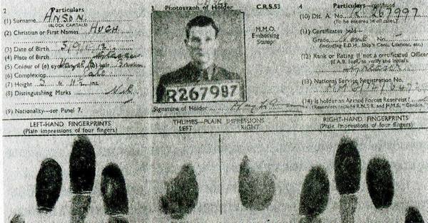 Агент Зигзаг. Подлинная история Эдди Чапмена - предателя и героя Агент Зигзаг. Подлинная история Эдди Чапмена - предателя и героя