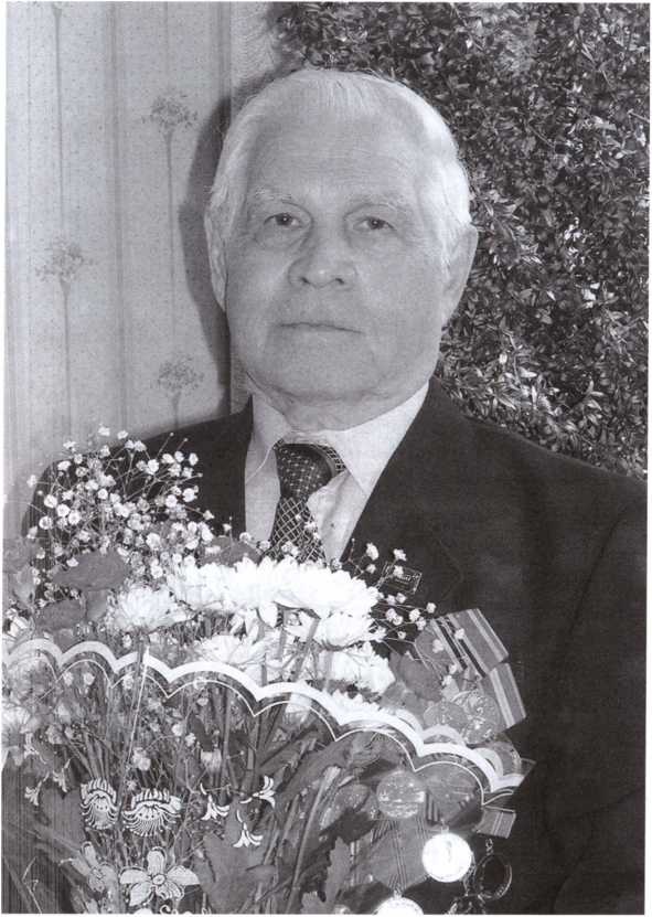 Выжить и вернуться. Одиссея советского военнопленного. 1941-1945 Выжить и вернуться. Одиссея советского военнопленного. 1941-1945