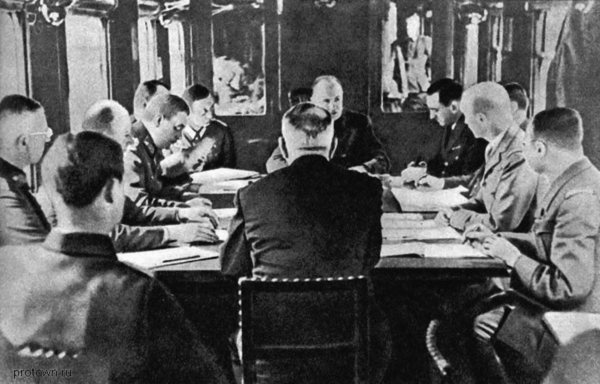 Как Черчилль развязал Вторую Мировую. Главный виновник войны Как Черчилль развязал Вторую Мировую. Главный виновник войны