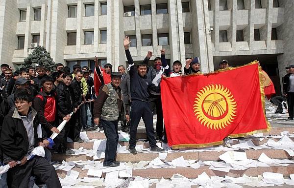 Семена распада. Войны и конфликты на территории бывшего СССР Семена распада. Войны и конфликты на территории бывшего СССР
