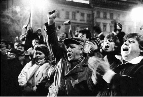 Будет ли революция в России? Будет ли революция в России?