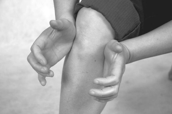 Экстренная помощь при травмах, болевых шоках и воспалениях. Опыт работы в чрезвычайных ситуациях Экстренная помощь при травмах, болевых шоках и воспалениях. Опыт работы в чрезвычайных ситуациях