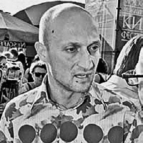 Метод "Все врут". Манипулируем реальностью - техники доктора Хауса Метод "Все врут". Манипулируем реальностью - техники доктора Хауса