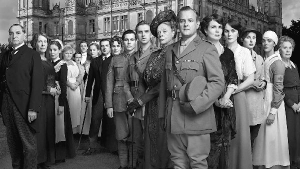 Аббатство Даунтон. История гордости и предубеждений Аббатство Даунтон. История гордости и предубеждений