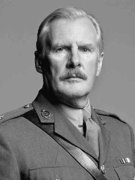 Аббатство Даунтон. История гордости и предубеждений Аббатство Даунтон. История гордости и предубеждений