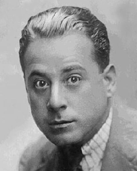 Аббатство Даунтон. История гордости и предубеждений Аббатство Даунтон. История гордости и предубеждений