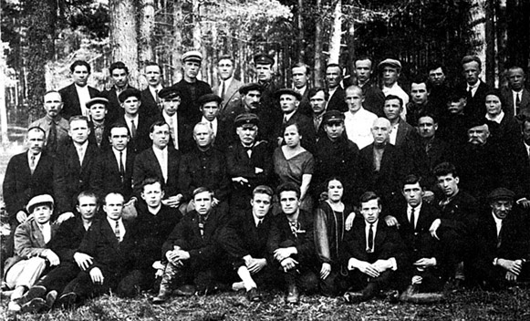 Автомат Калашникова. Символ России Автомат Калашникова. Символ России