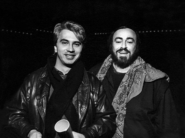 Дмитрий Хворостовский. Две женщины и музыка Дмитрий Хворостовский. Две женщины и музыка