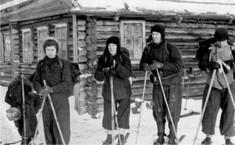 Мужчина и женщина. Тело, мода, культура. СССР - оттепель Мужчина и женщина. Тело, мода, культура. СССР - оттепель