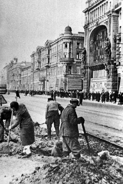 Блокада Ленинграда. Полная хроника - 900 дней и ночей Блокада Ленинграда. Полная хроника - 900 дней и ночей