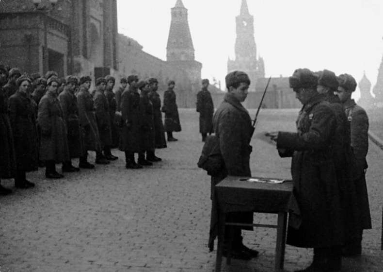 Битва за Москву. Полная хроника - 203 дня Битва за Москву. Полная хроника - 203 дня