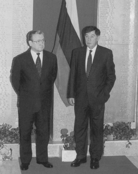 Леонид Шебаршин Леонид Шебаршин