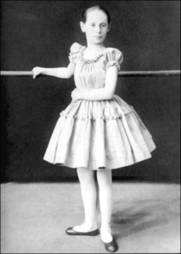 Анна Павлова. Жизнь в танце Анна Павлова. Жизнь в танце