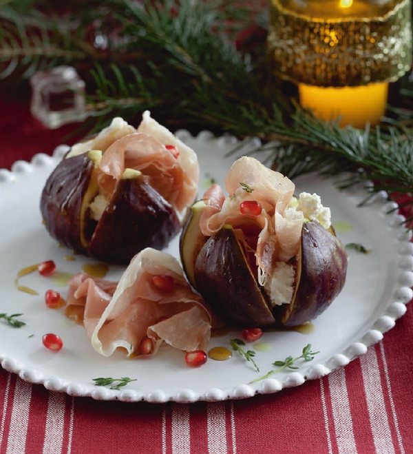 Рождественский стол. Самые вкусные угощения. Кулинарные рецепты Рождественский стол. Самые вкусные угощения. Кулинарные рецепты