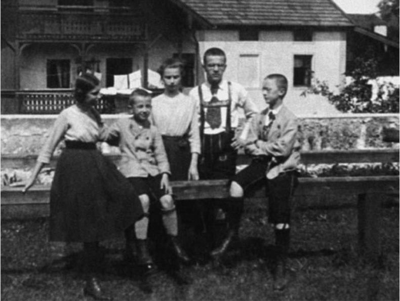 Гиммлер. Инквизитор в пенсне Гиммлер. Инквизитор в пенсне