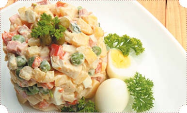 Холодные и теплые салаты. Мясные, рыбные, овощные, корейские, постные + 50 салатных заправок Холодные и теплые салаты. Мясные, рыбные, овощные, корейские, постные + 50 салатных заправок