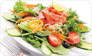 Холодные и теплые салаты. Мясные, рыбные, овощные, корейские, постные + 50 салатных заправок Холодные и теплые салаты. Мясные, рыбные, овощные, корейские, постные + 50 салатных заправок
