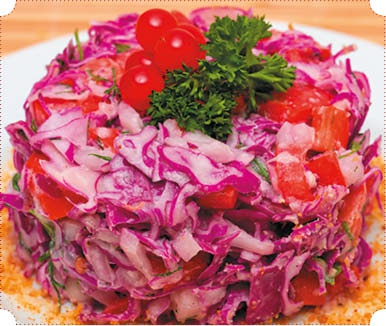 Холодные и теплые салаты. Мясные, рыбные, овощные, корейские, постные + 50 салатных заправок Холодные и теплые салаты. Мясные, рыбные, овощные, корейские, постные + 50 салатных заправок