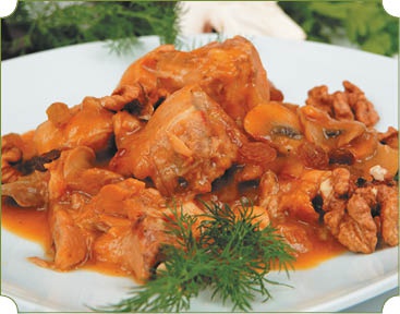 Аппетитное жаркое, гуляш, кулеш, солянки, плов, рагу и другие блюда в горшочках Аппетитное жаркое, гуляш, кулеш, солянки, плов, рагу и другие блюда в горшочках