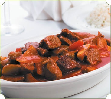 Аппетитное жаркое, гуляш, кулеш, солянки, плов, рагу и другие блюда в горшочках Аппетитное жаркое, гуляш, кулеш, солянки, плов, рагу и другие блюда в горшочках