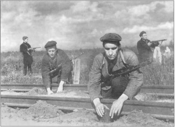 Подлинная история "Майора Вихря" Подлинная история "Майора Вихря"