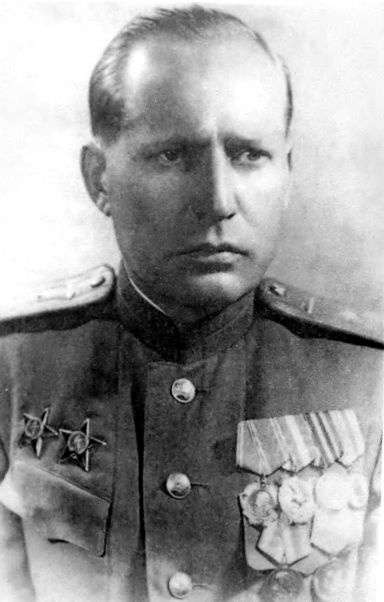 Информаторы Сталина: Неизвестные операции советской военной разведки. 1944-1945 Информаторы Сталина: Неизвестные операции советской военной разведки. 1944-1945