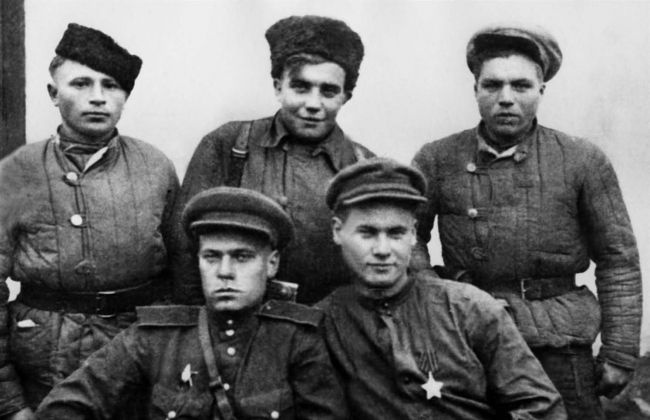 Фронтовые разведчики. "Я ходил за линию фронта" Фронтовые разведчики. "Я ходил за линию фронта"