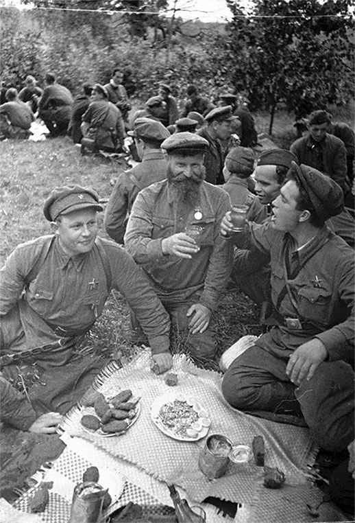 РННА. Враг в советской форме РННА. Враг в советской форме