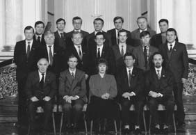 Приватизация по Чубайсу. Ваучерная афера. Расстрел парламента Приватизация по Чубайсу. Ваучерная афера. Расстрел парламента