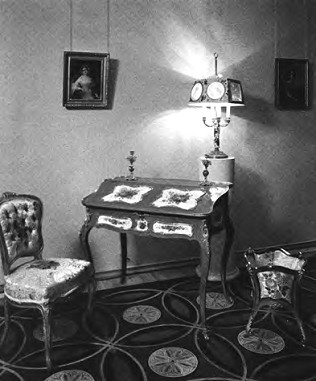 Жизнь русского обывателя. На шумных улицах градских Жизнь русского обывателя. На шумных улицах градских