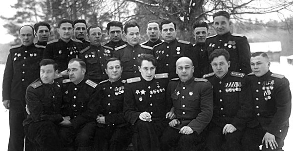 Нас звали «смертниками». Исповедь торпедоносца Нас звали «смертниками». Исповедь торпедоносца