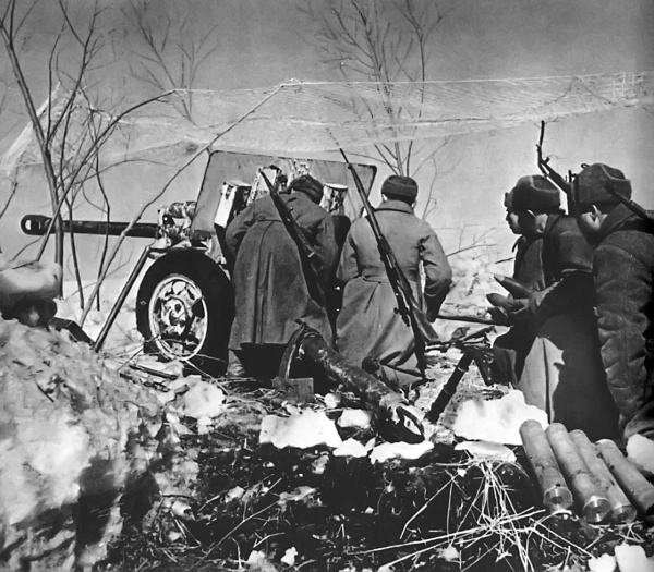 Освобождение. Переломные сражения 1943 года Освобождение. Переломные сражения 1943 года