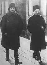 1612. Минин и Пожарский. Преодоление смуты. 400 лет борьбы русского государства против самозванцев 1612. Минин и Пожарский. Преодоление смуты. 400 лет борьбы русского государства против самозванцев