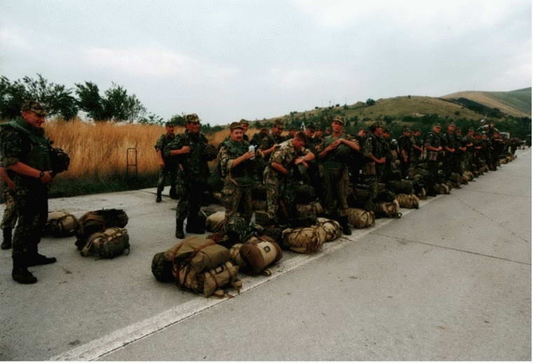 Сотворение мира. Российская армия на Кавказе и Балканах глазами военного корреспондента Сотворение мира. Российская армия на Кавказе и Балканах глазами военного корреспондента