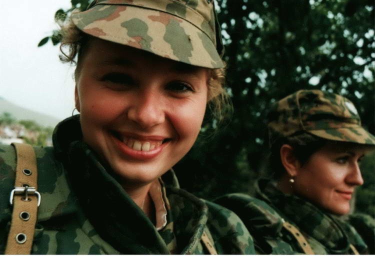 Сотворение мира. Российская армия на Кавказе и Балканах глазами военного корреспондента Сотворение мира. Российская армия на Кавказе и Балканах глазами военного корреспондента