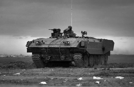 Израильские танки в бою Израильские танки в бою