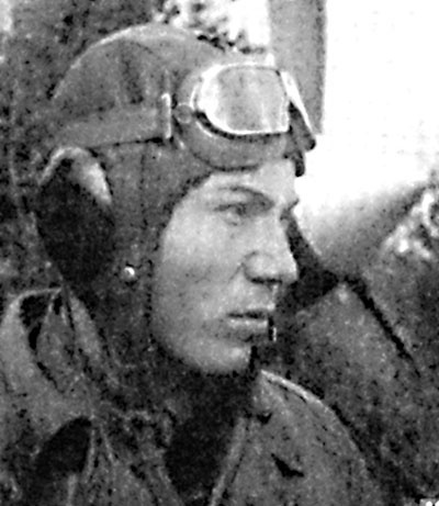 На перехват! Летная книжка "сталинского сокола" На перехват! Летная книжка "сталинского сокола"