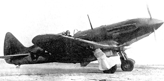 На перехват! Летная книжка "сталинского сокола" На перехват! Летная книжка "сталинского сокола"