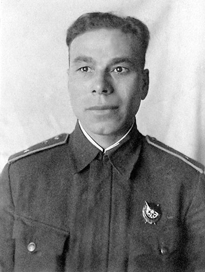 На перехват! Летная книжка "сталинского сокола" На перехват! Летная книжка "сталинского сокола"