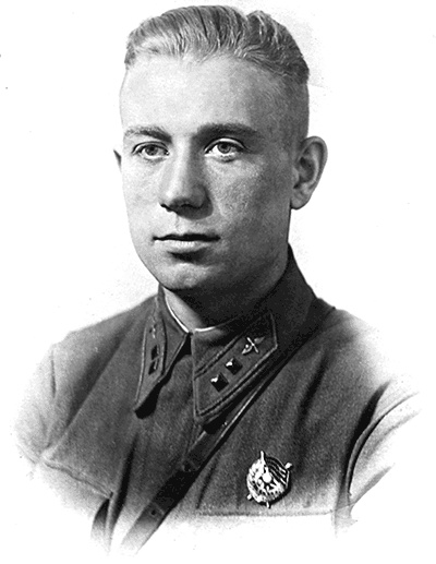 На перехват! Летная книжка "сталинского сокола" На перехват! Летная книжка "сталинского сокола"